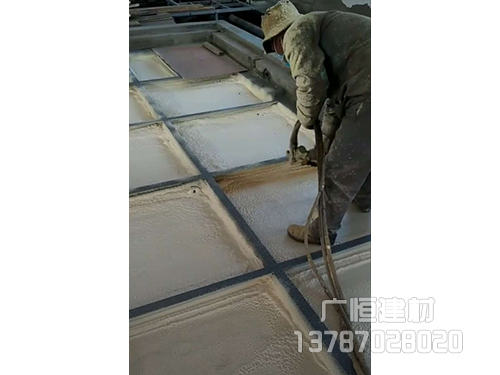 聚氨酯屋面喷涂